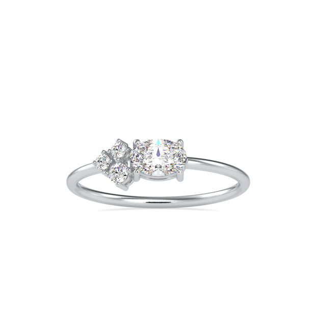 oval solitaire diamond ring in white gold