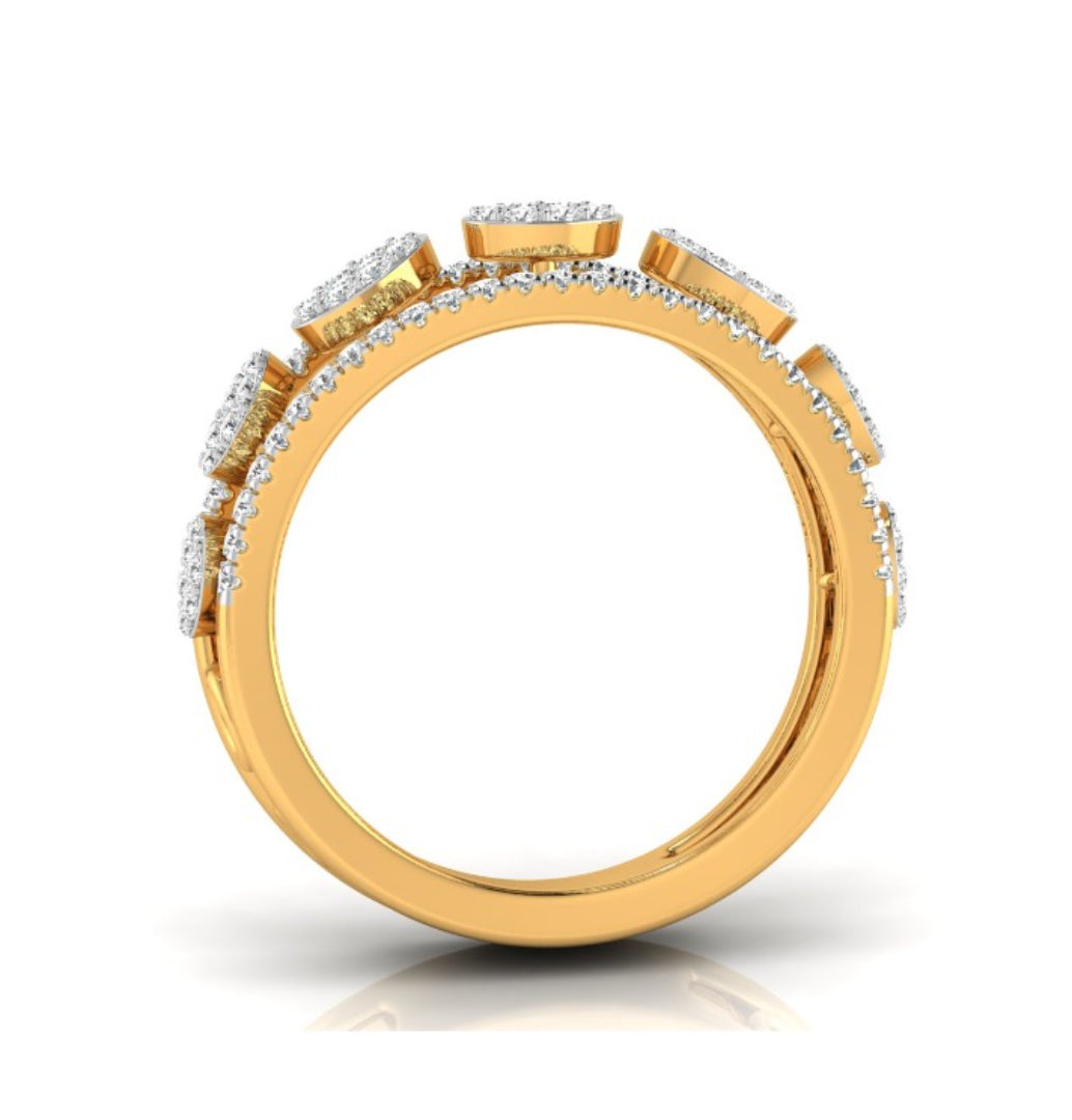 oval shape round cut cluster lab-grown diamond band in yellow gold